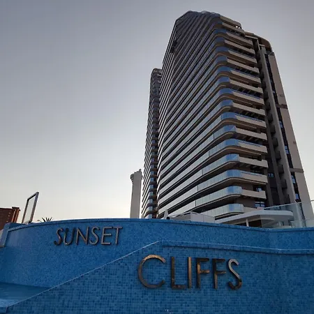 Sunset Cliffs Sun & *